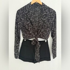 Guess Short 23 & Dance Marvel Women's Tie Front Cropped Top Size S Black White